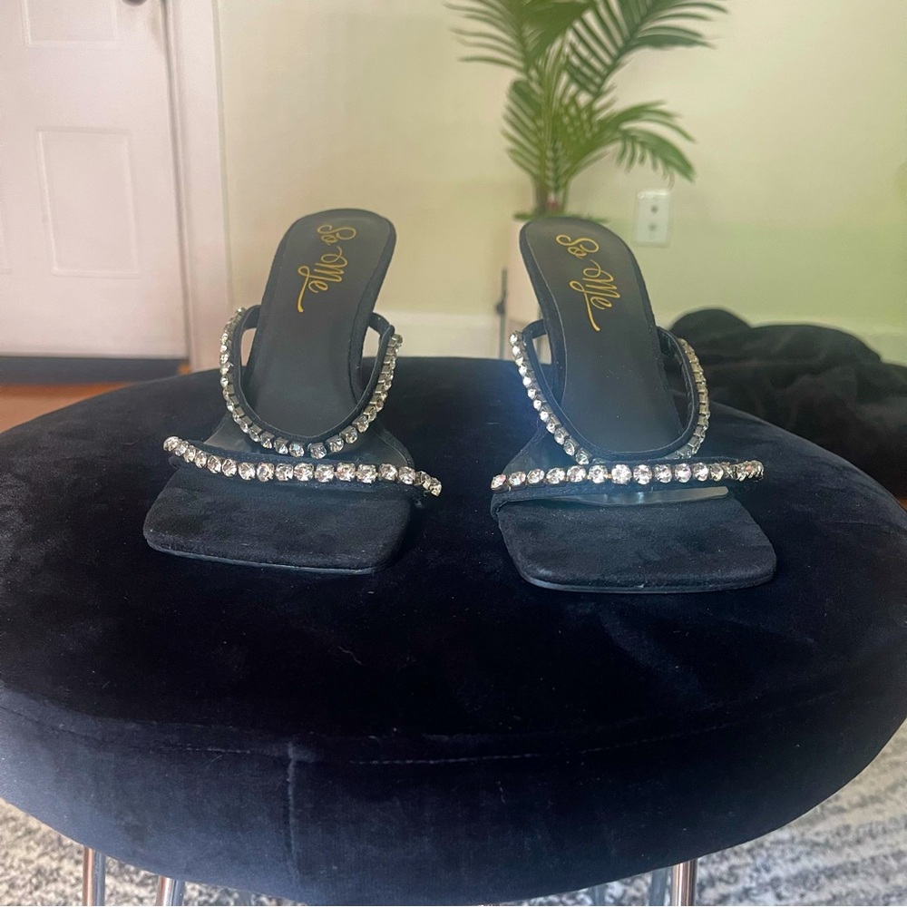 Never Worn Black Velvet Square Toe Diamanté Rhinestone Mule Sandal Heels